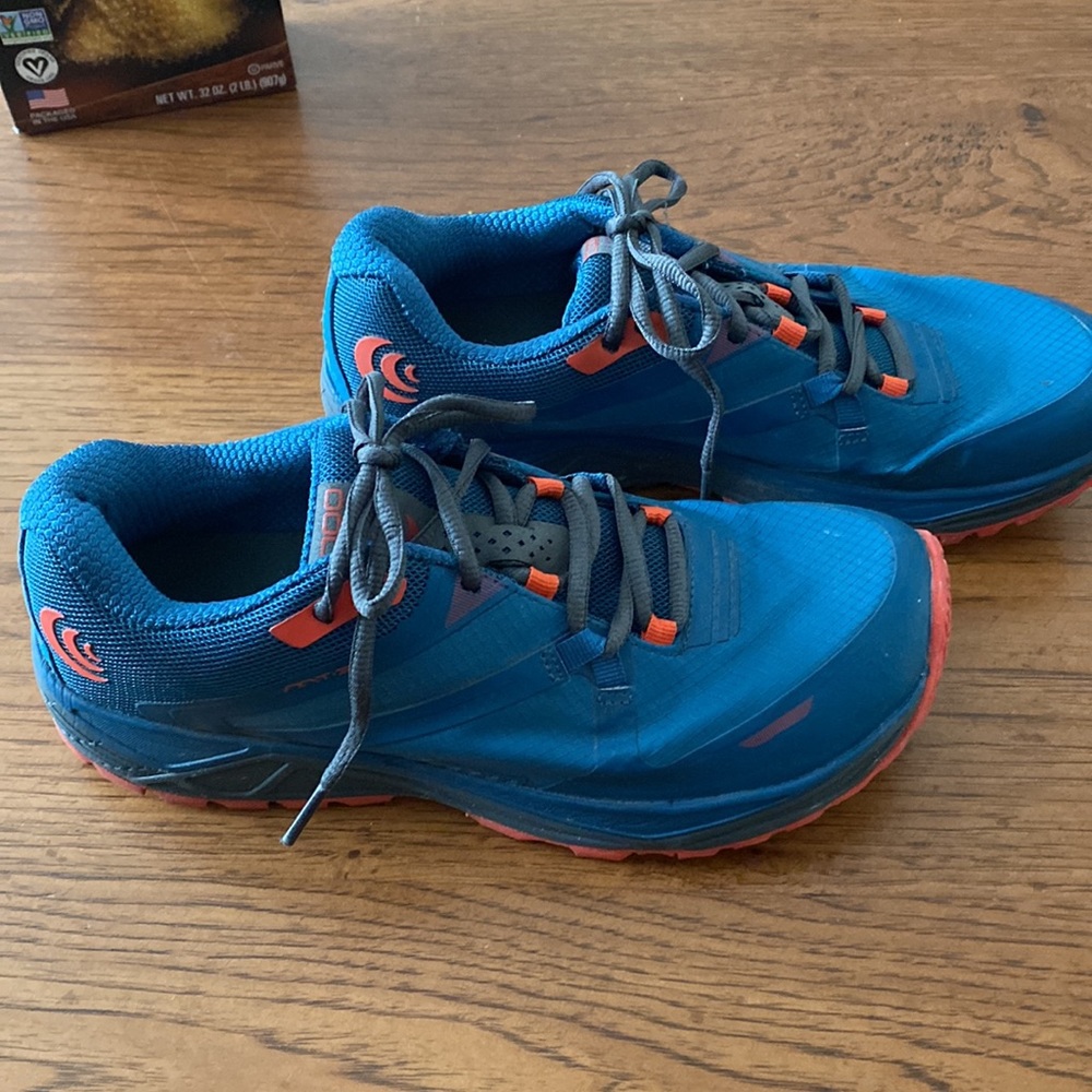 Topo trail runners like new worn 2x (now 3x)